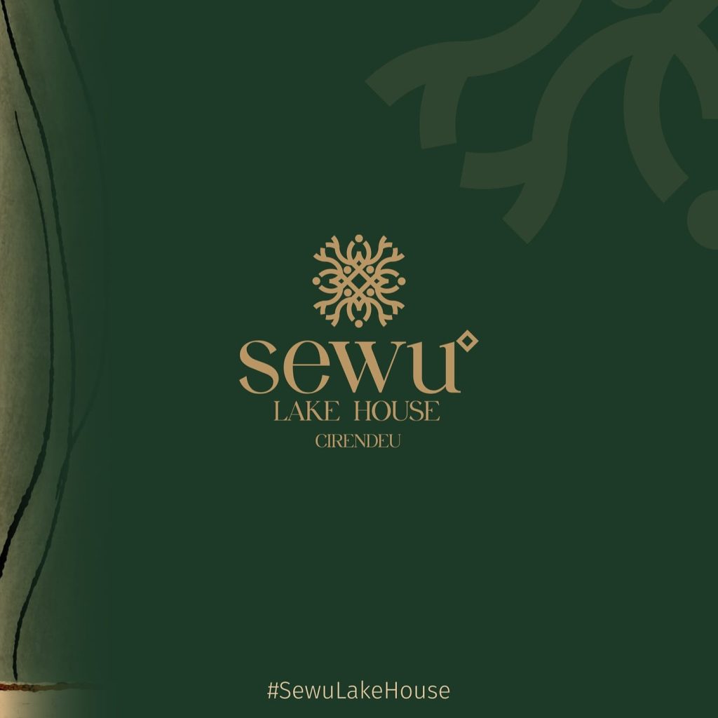 sewu lake house cirendeu